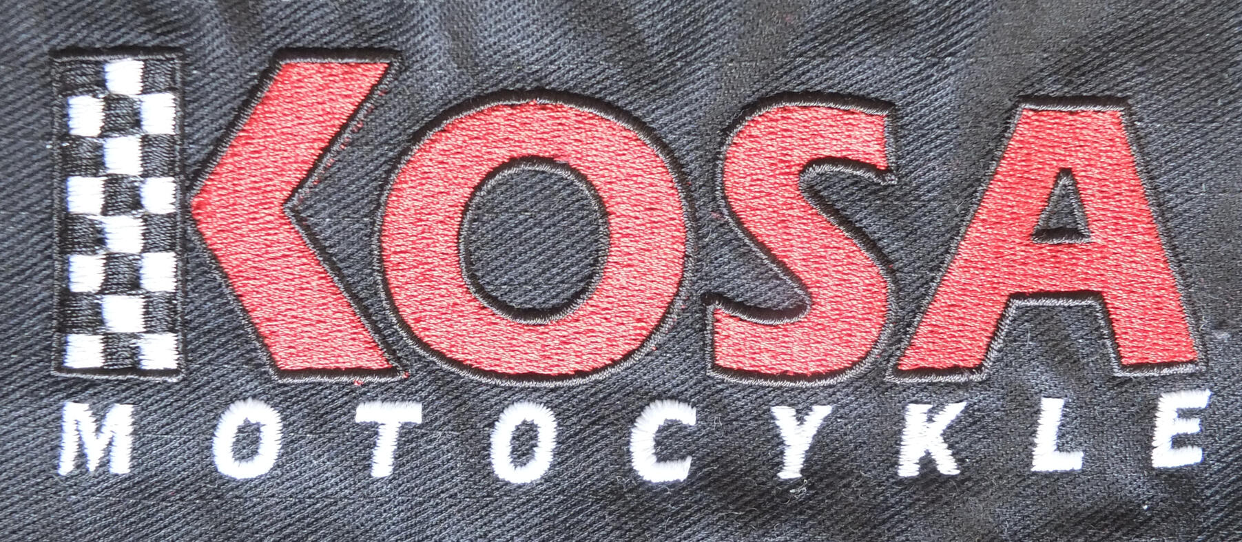 Profesjonalny haft komputerowy Kosa na kocu do ocieplania kół ścigaczy